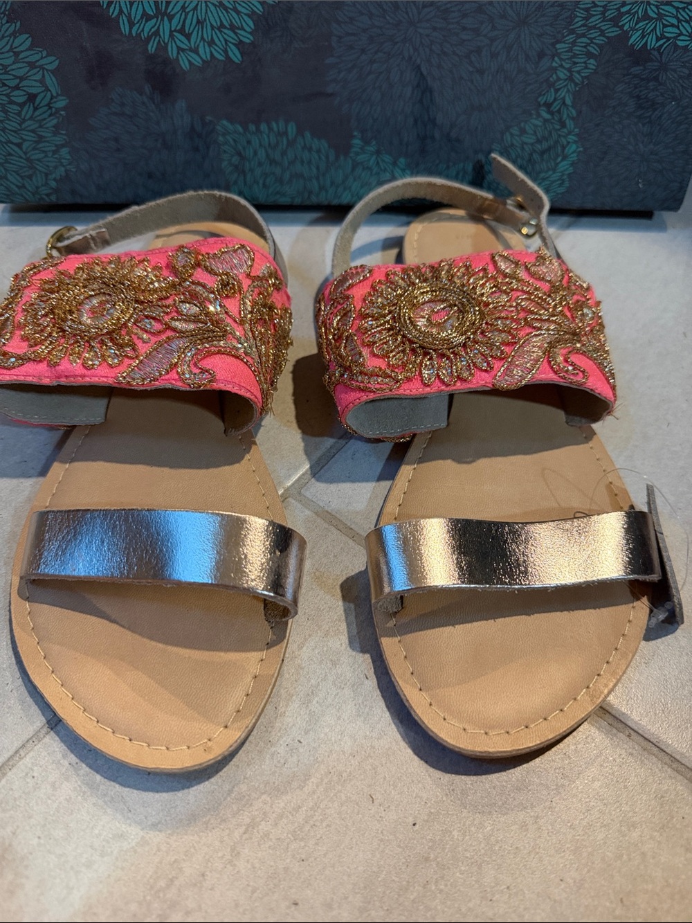 New Look Gold-Strap Sandals with Pink Embroidered Panels - Picture 2 of 5